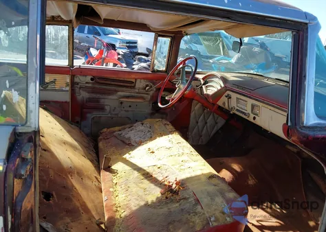 1955 Mercury Montclair z USA, uszkodzony, nr VIN 55LA29856M